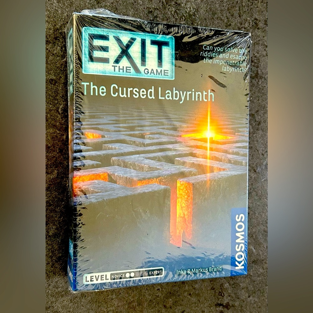 NWT Exit: The Game, Cursed Labyrinth, best escape room board game.